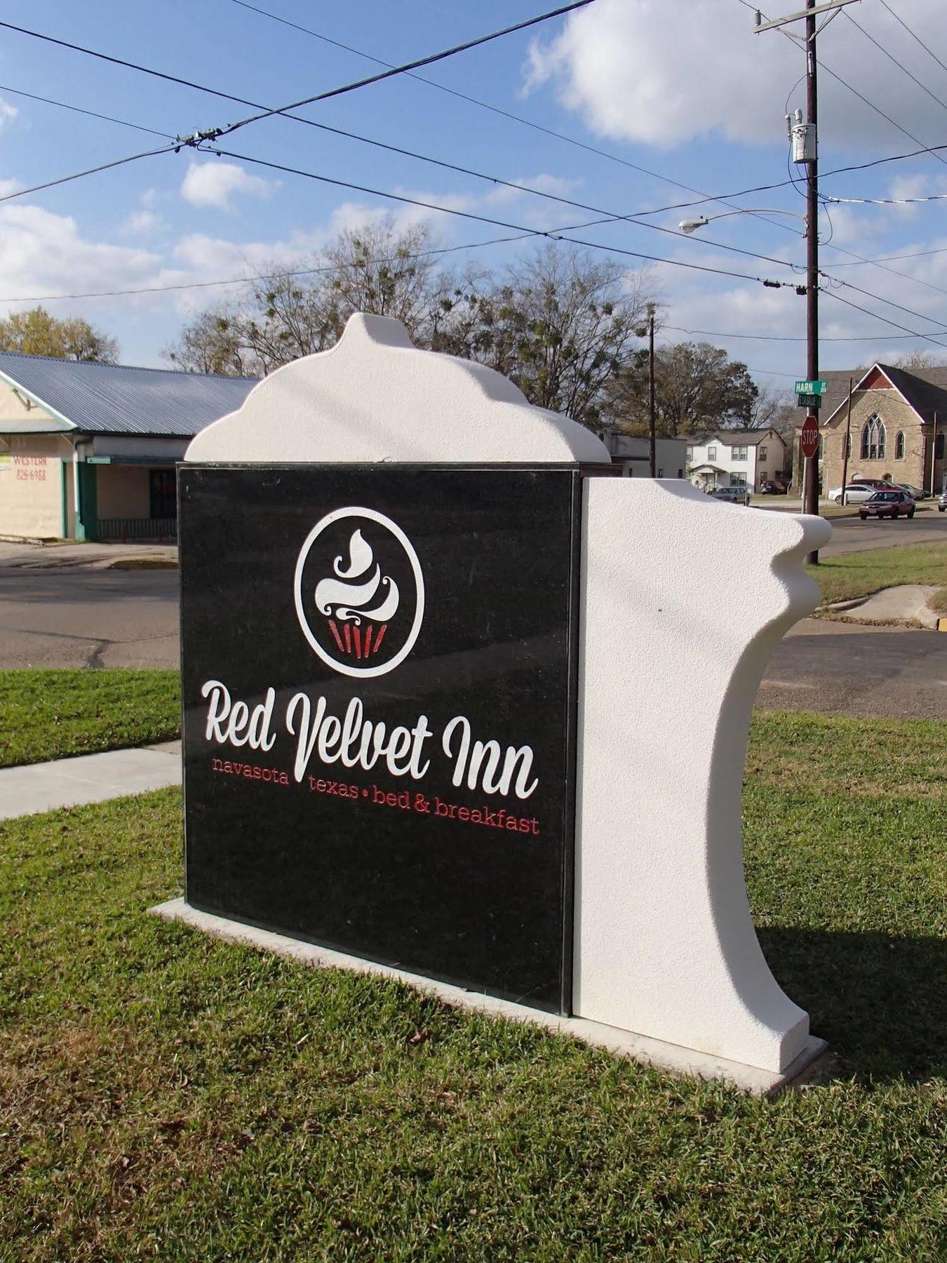 Red Velvet Inn Navasota 外观 照片